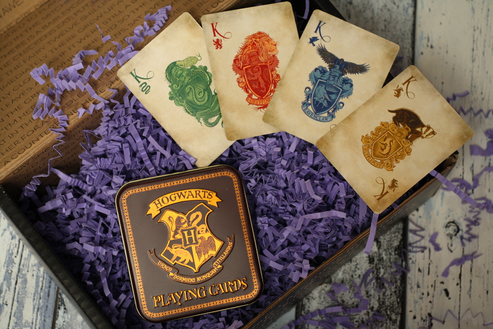 FairyLoot Unboxing Juli 2017 Tricksters Harry Potter Hogwarts Playing Cards