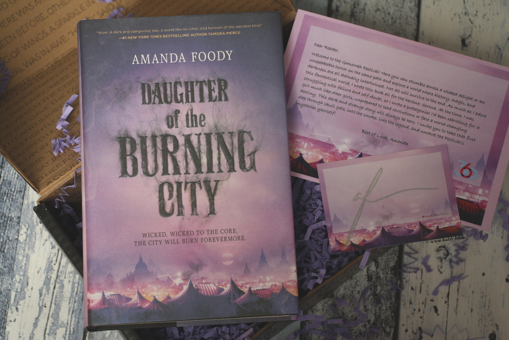 FairyLoot Unboxing Juli 2017 Tricksters Daughter of the burning city amanda foody